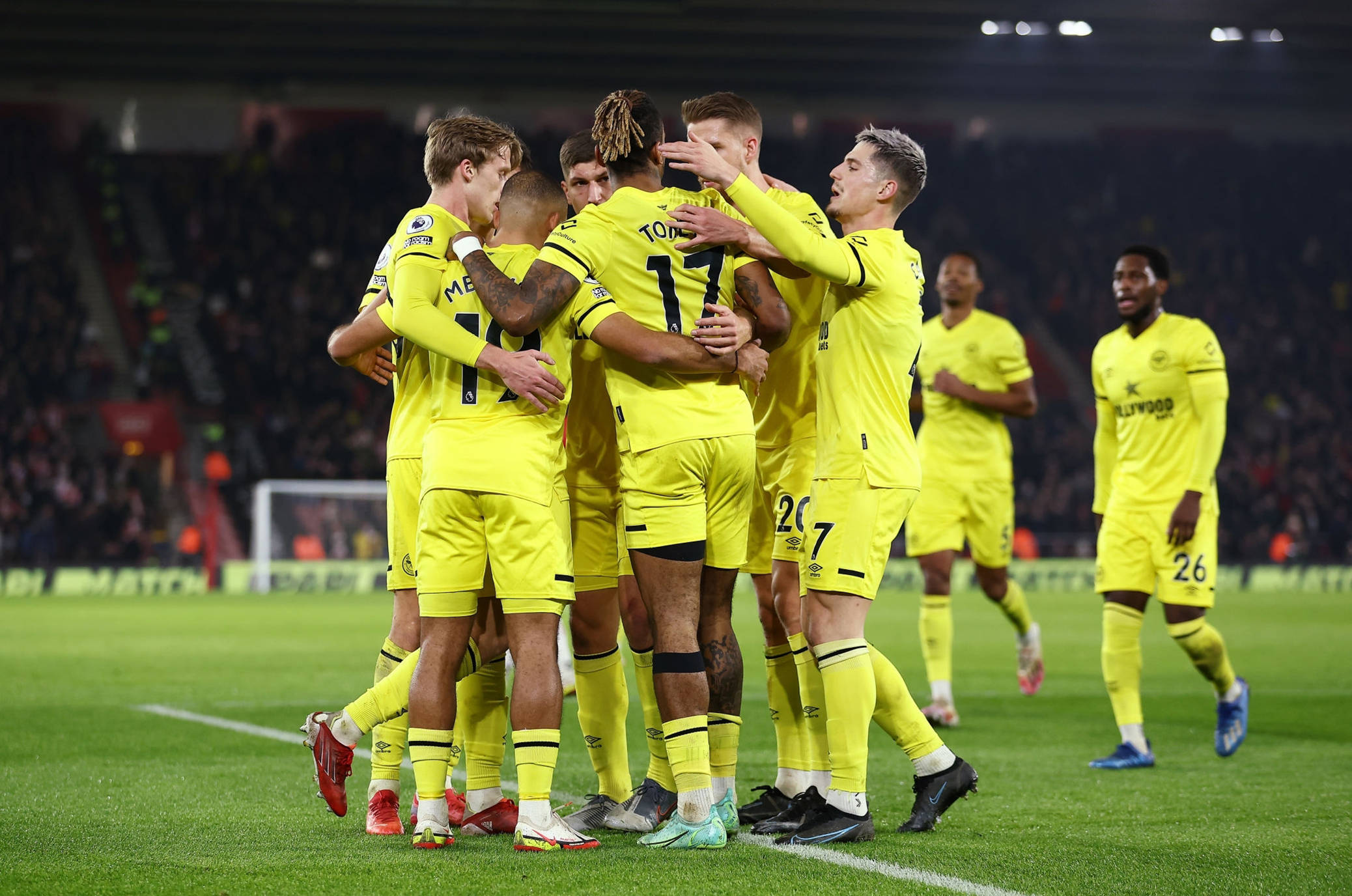 两人凭借精 两人凭借精